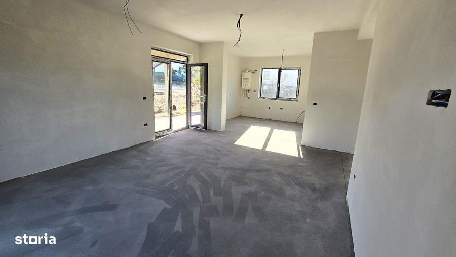 Vanzare Casa Satu Nou de Jos, cu suprafata utila de 155mp, teren d - 10