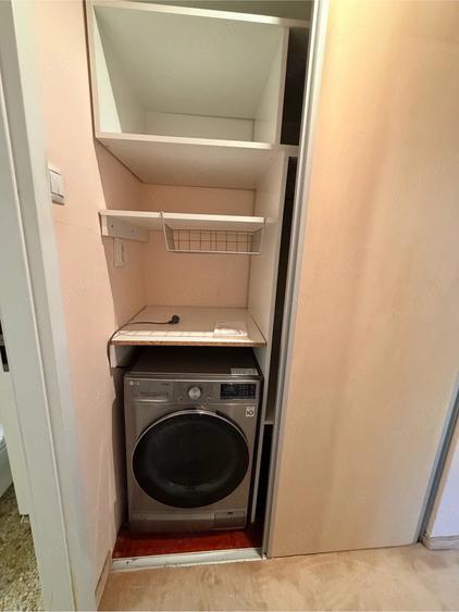 Inchiriez Apartament 3 camere decomandat mobilat si utilat - 1
