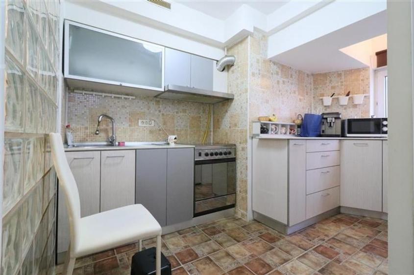 Apartament 3 camere, 2 bai,  Centru Casa de pensii - 15