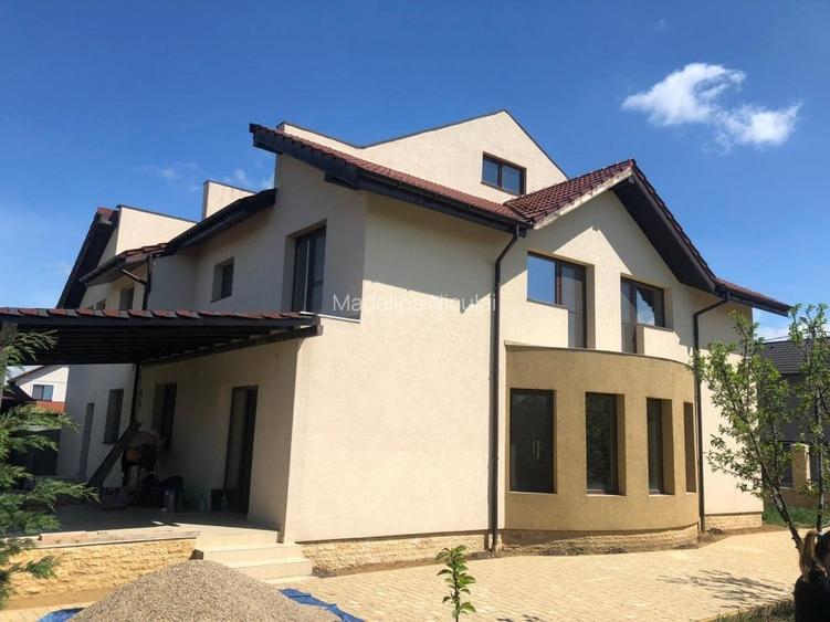 Casă cu 7 camere în Dumbrăvița Casă cu 7 camere în Dumbrăvița