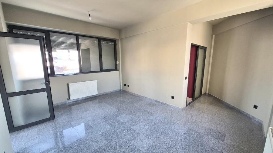 Cladire de birouri / Sediu Administrativ + Depozit, zona Sisesti, Sector 1 - 15