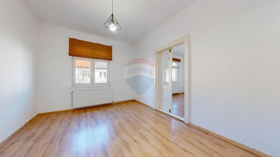 Inchiriere imobil Brasov, zona centrala, strada Aurel Vlaicu, curte - 17