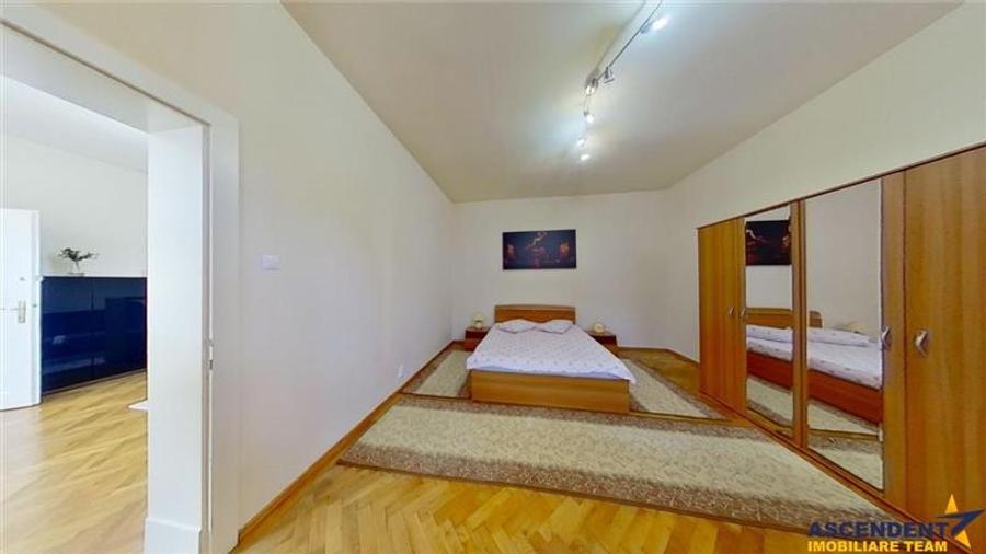 Apartament in casa, cu terasa si curte interioara, Central, Brasov - 12