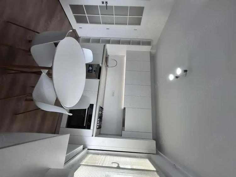 Direct de la proprietar - Apartament cu 3 camere pe Take Ionescu - 10