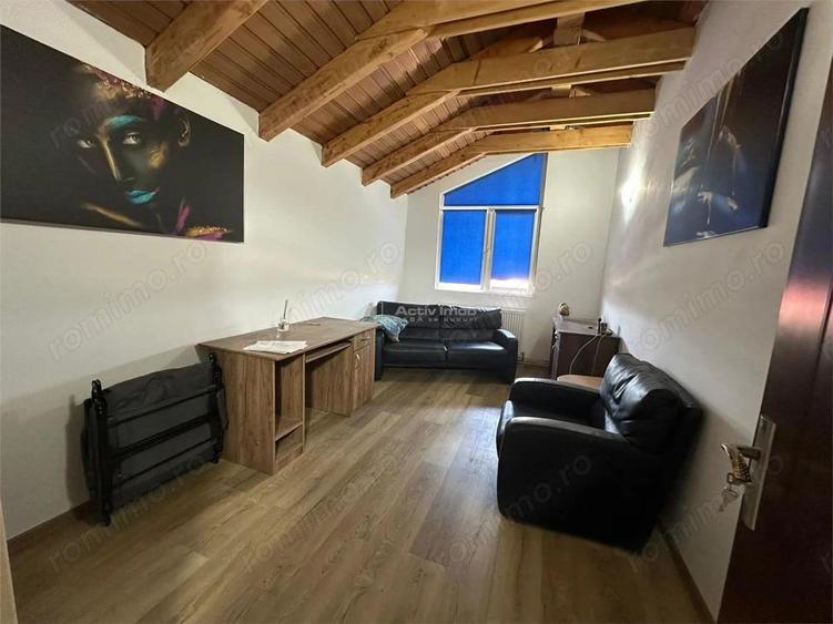 Apartament cu 4 camere cu scara interioara zona centrala, etaj 2 - 13