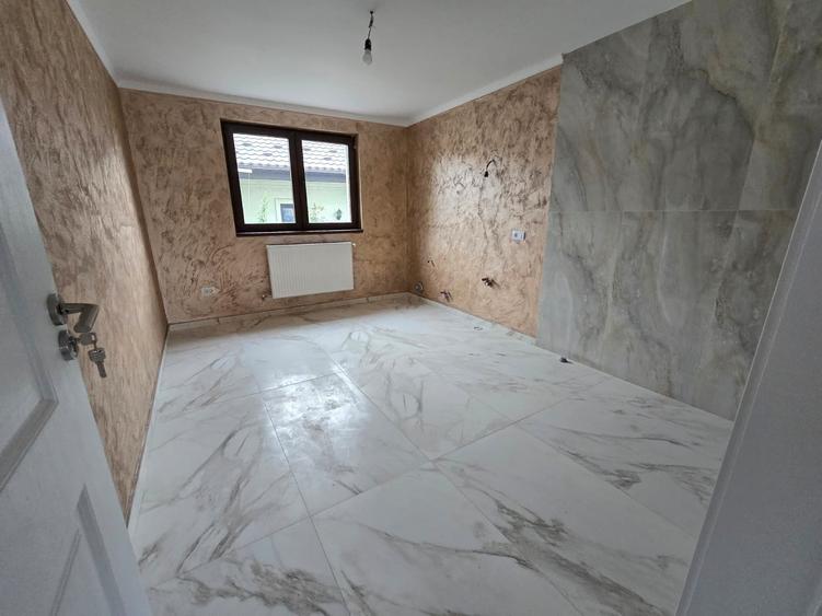 Casa de vanzare D+P+1+M, 6 camere, 3 băi, 225 mp utili, teren 470 mp, Bucium - 9