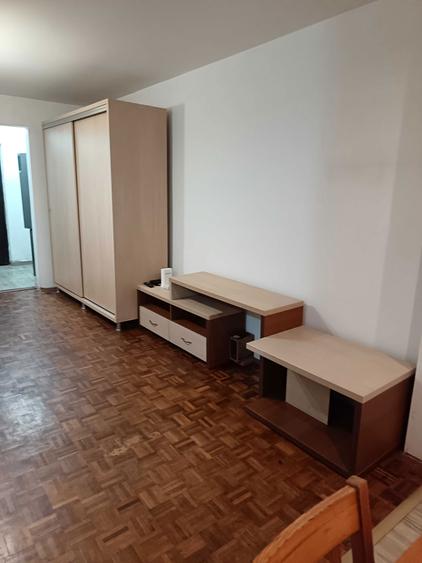 Garsoniera in Bariera Calarasilor - 2