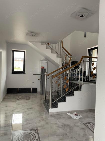 Vand CASA AN 2025 P+1+Pod inalt 360000 euro - 3