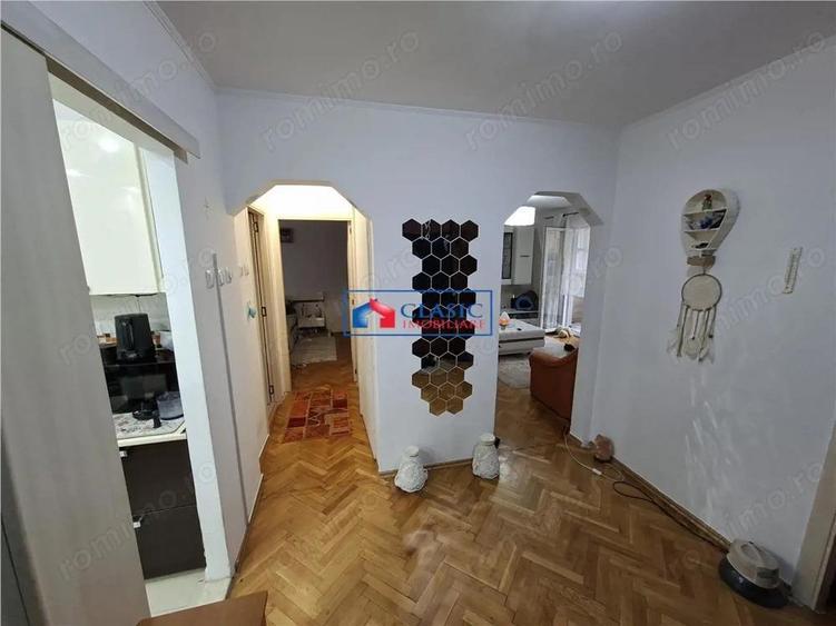 Vanzare apartament 3 camere decomandat Manastur zona Capat Primaverii, Cluj-Napoca - 1