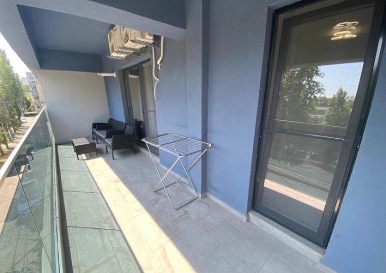 Mamaia Central apartament 2 camere bloc nou - 12