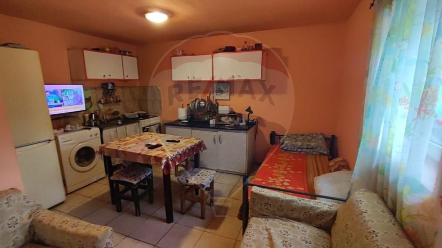 Casă cu 4 camere si teren de vânzare in com. Husasau de Tinca/Fonau - 3