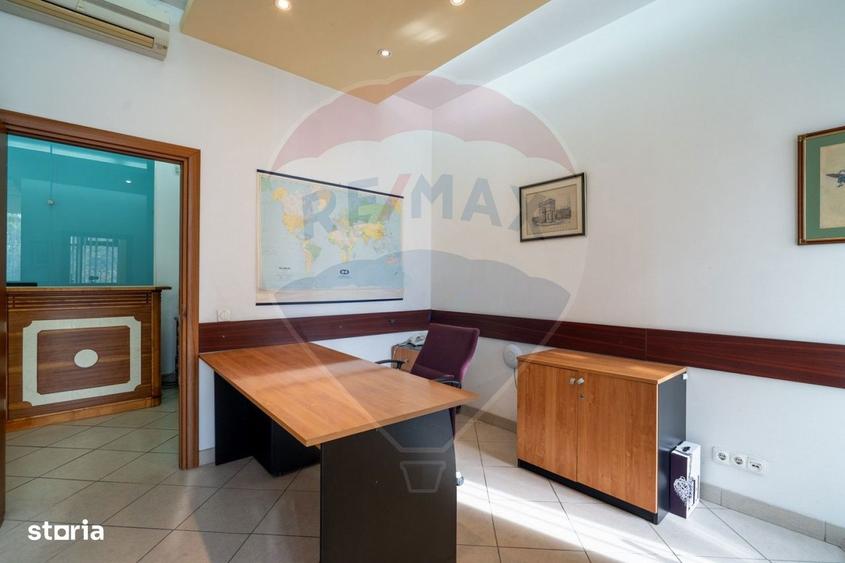 DE INCHIRIAT Spa?iu comercial Bd. Unirii 1335 mp - 10