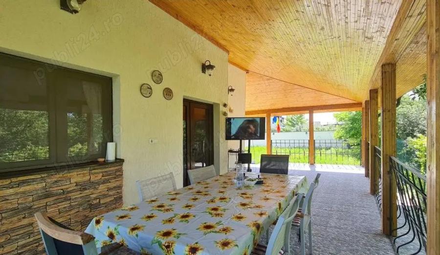 ! Craciun si pentru Anu NOU ! Casa moderna cu 5 camere ?i 5 bai confort in Gro?i, Maramure? - 9