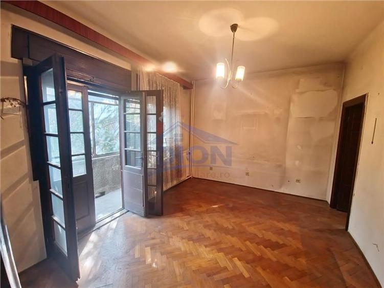 KISELEFF Arcul de Trimf Clucerului 3 cam + Garaj dublu - 13