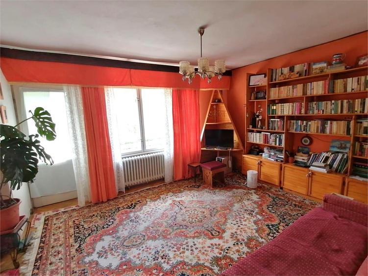 Apartament in vila , zona Centrul Vechi - 1