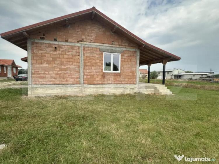 Casa la ro?u 3 camere, 144 mp, 584 mp teren, zona Cionchest - 6