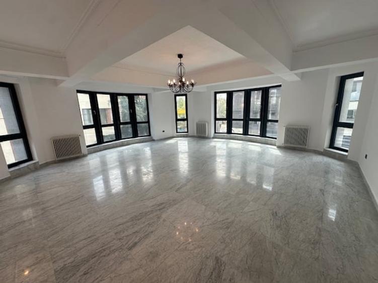 Cotroceni , Doctor Carol Davila, metrou Eroilor, piscina, constructie 2000! - 15