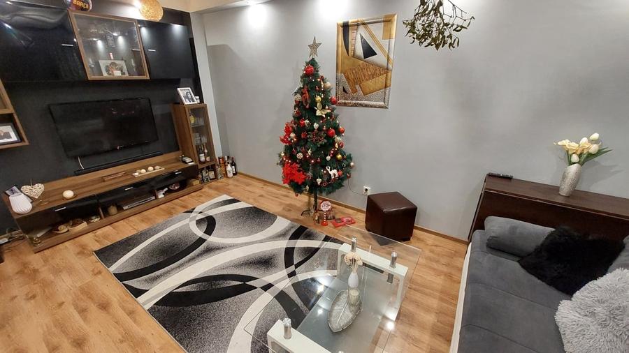 Apartament 3 camere, decomandat, parter, 66.8 mp, Craiovita Noua, zona Niela - 1