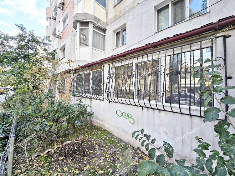 Apartament cu 3 camere, Micro 17, pretabil și pentru activități comerciale. - 8