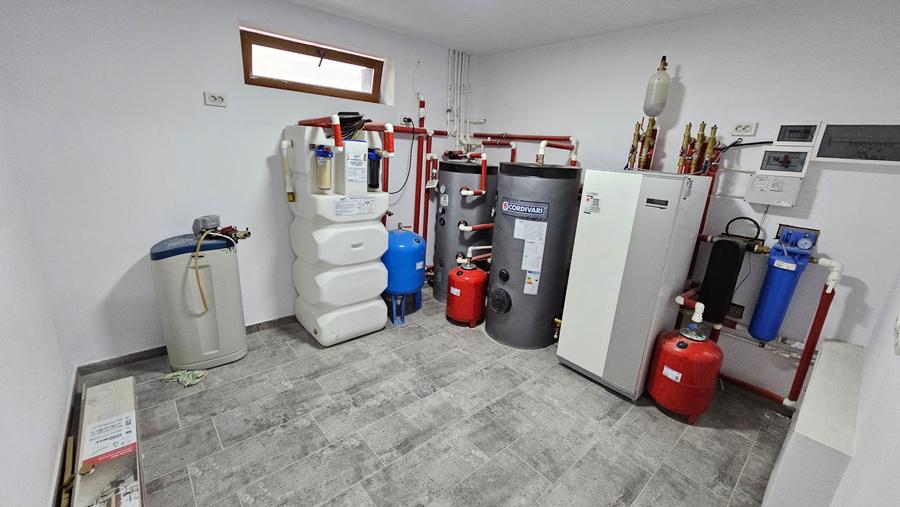 Vila D+P+M  Moara Domneasca-Ganeasa cartier privat langa padure - 4