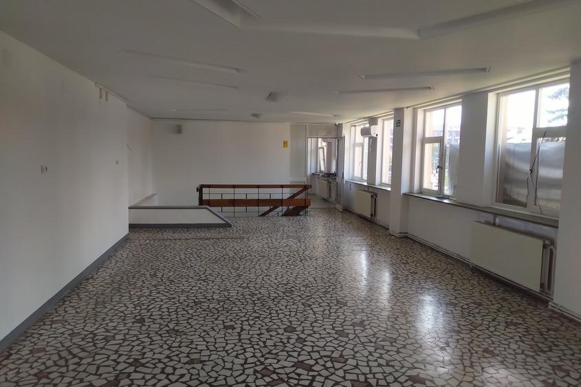 Spațiu  ultracentral zona 0, 155 mp, intrare din bulevard - 1