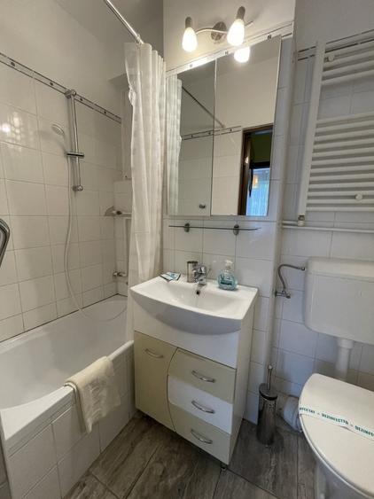 Calea Victoriei, 2 camere dec, et.3, balcon, bloc termoizolat,  zona linistita - 12