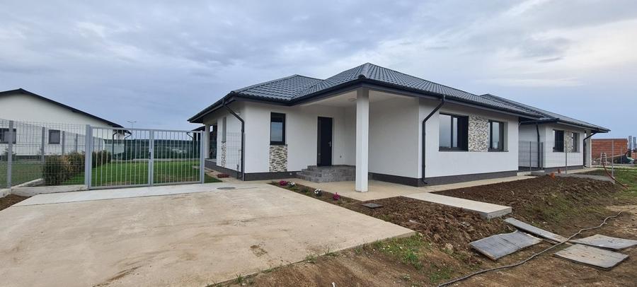 Vila,125 mp ,utili,430 mp teren,finisaje deosebite,Saftica Balotesti. - 3