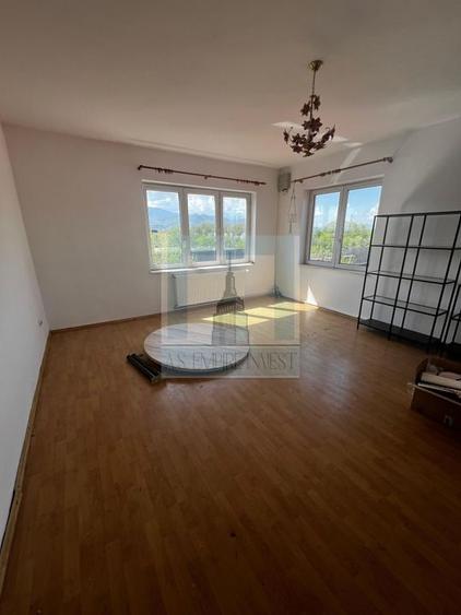 HALA 550 MP + birouri 110 mp+80 mp vestiare - zona Bartolomeu - 8