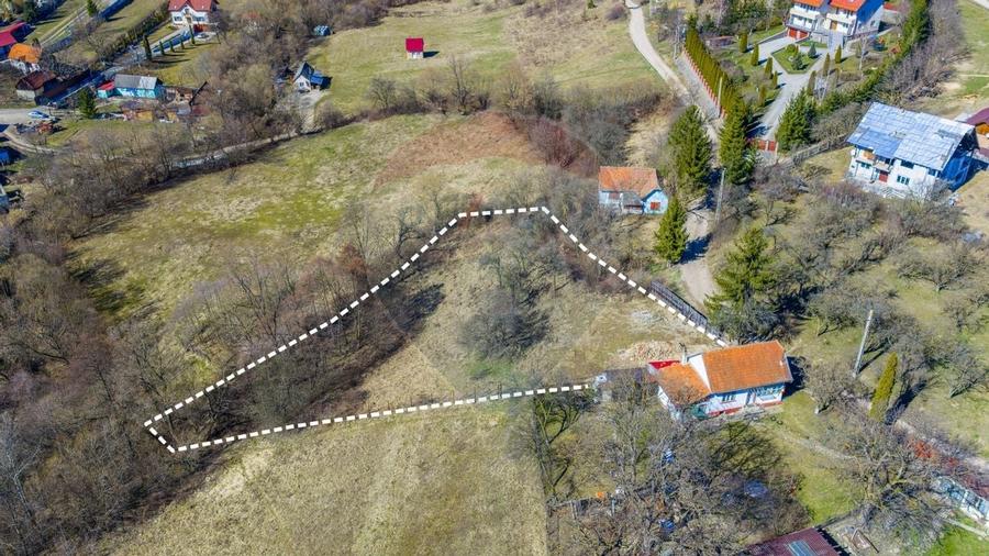 Teren intravilan 2201 mp | Sat Vâlcele-Covasna |  Comision 0% - 4