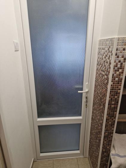 Inchiriez garsoniera - 8