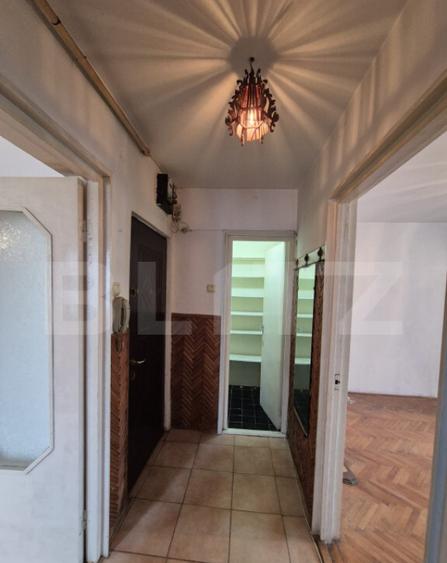 Apartament de vanzare, zona Dambu - 6