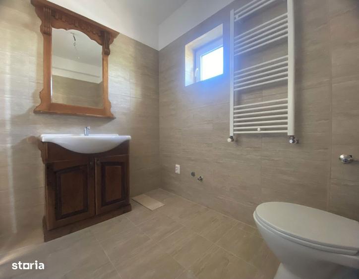 Liniste si confort! Vanzare casa la cheie, luminoasa in Priseaca! - 8