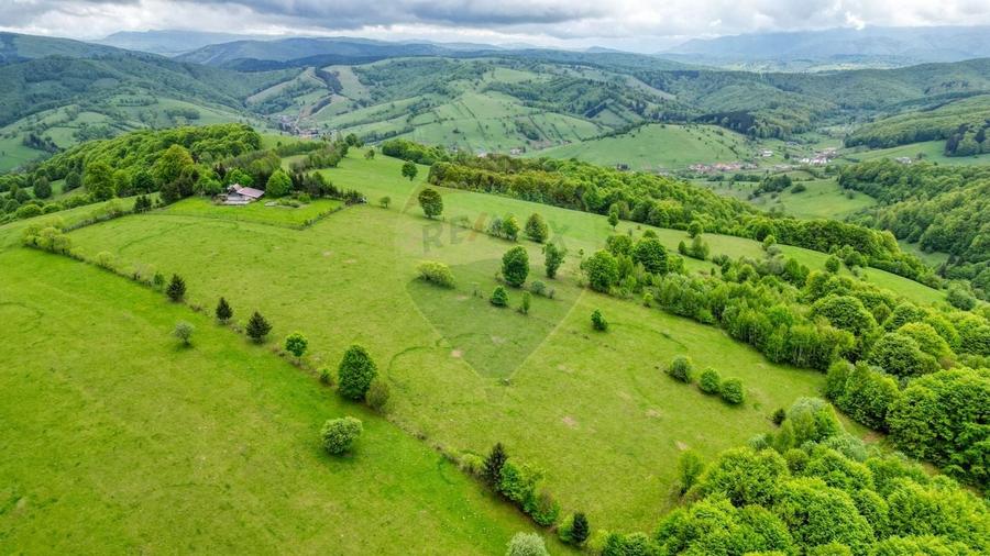 Teren de vanzare 5,755mp/ Sita Buzaului - 2