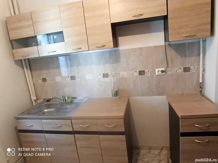 Inchiriez apartament 2 camere semidecomandat Inchiriez apartament 2 camere semidecomandat