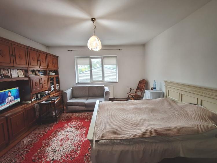 De vanzare - apartament spatios in casa, situat ultracentral - 6