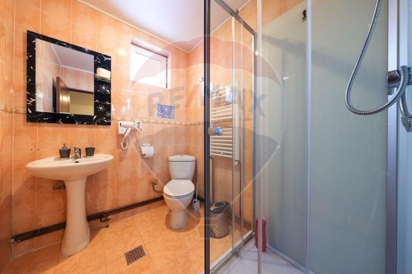 Casă individuala cu 6 camere - 15