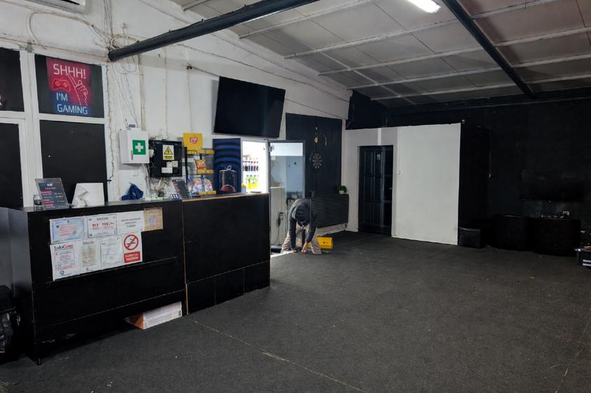 spatiu comercial pentru depozitare, servicii, comert - 1