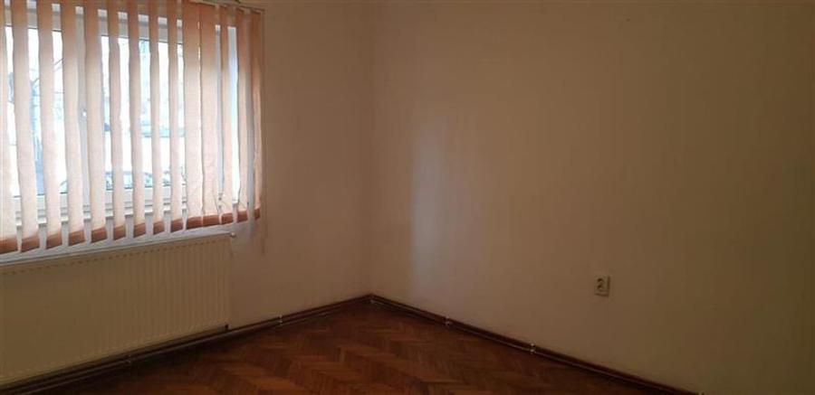 Piata Muncii stradal parter de vila 3 camere 60mp, pretabil birou - 4