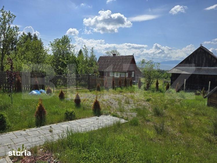 Casă cu 5 camere cu Teren 1251 Mp în Călățele