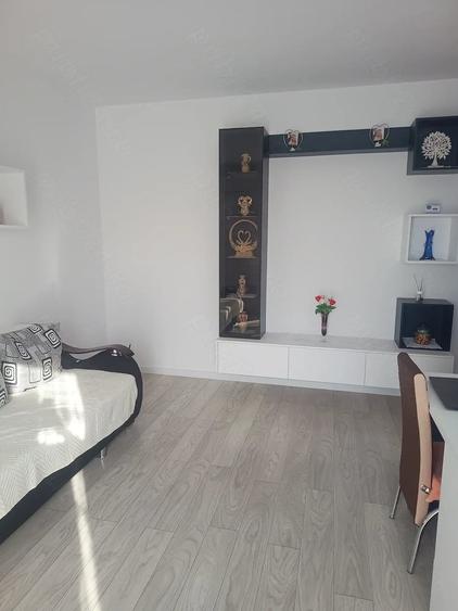 Apartament cu 2 camere decomandat, mobilat în Giroc