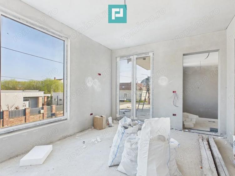 Casa deosebita in Parneava Strada Grivi?ei - 6