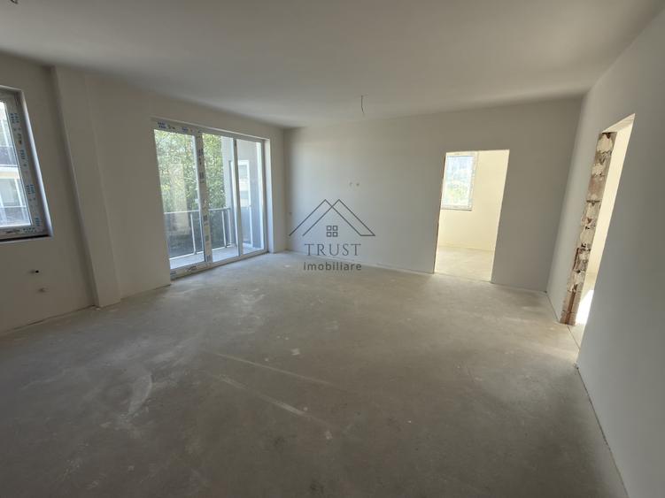 Apartament cu 2 camere semidecomandat în Florești