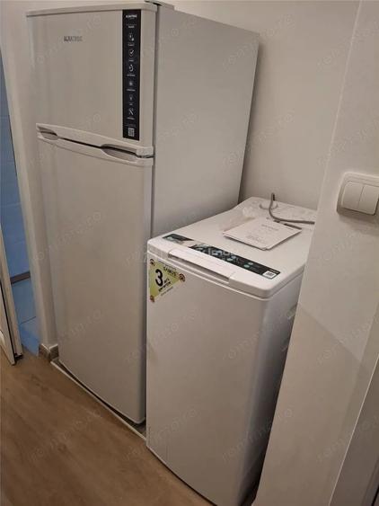 Apartament cu 3 camere semidecomandat în Micro III