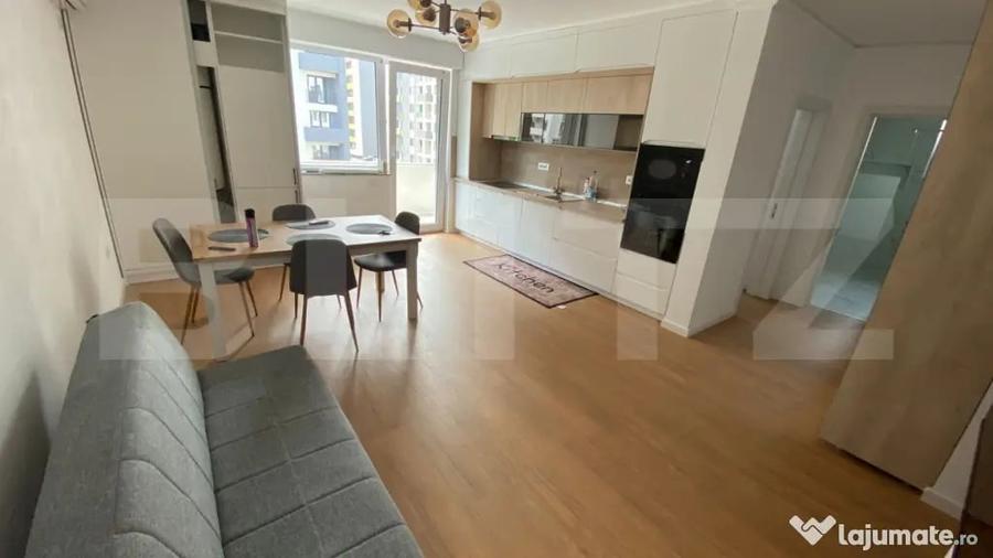 Apartament cu 3 camere decomandat în Central