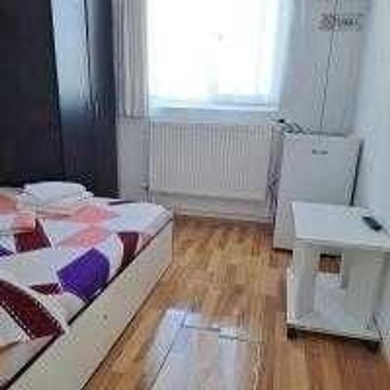 Garsonieră decomandată în Casa de Cultură