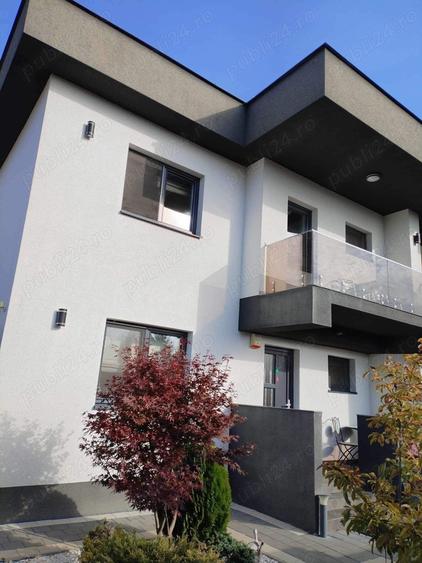 Casă cu 5 camere cu Teren 333 Mp în Central