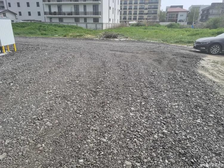 Teren de 1000 mp, în Nord