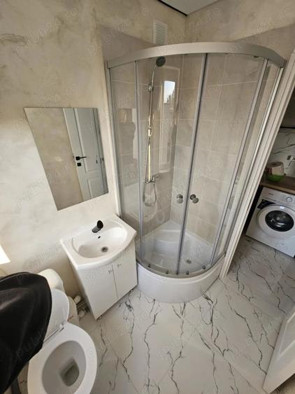 Camera de camin cu baie proprie,etaj 4,zona Bularga - 1
