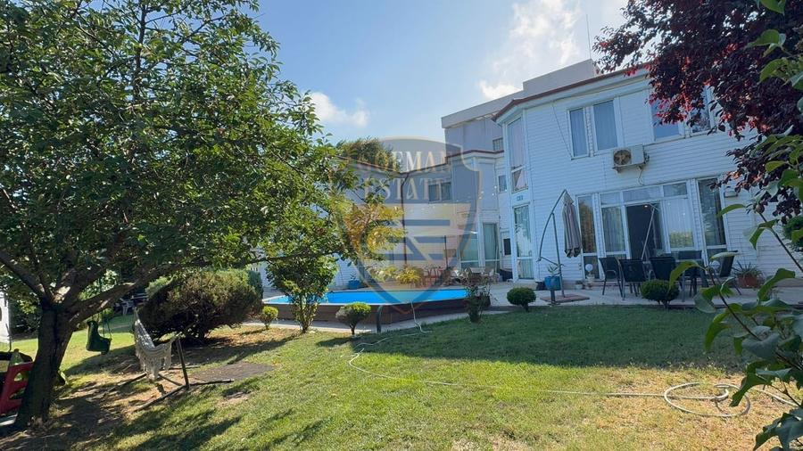 Casă individuală cu 4 camere cu Canalizare în Faleza Nord