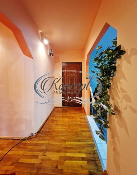 Apartament cu 3 camere decomandat, mobilat în Mănăștur